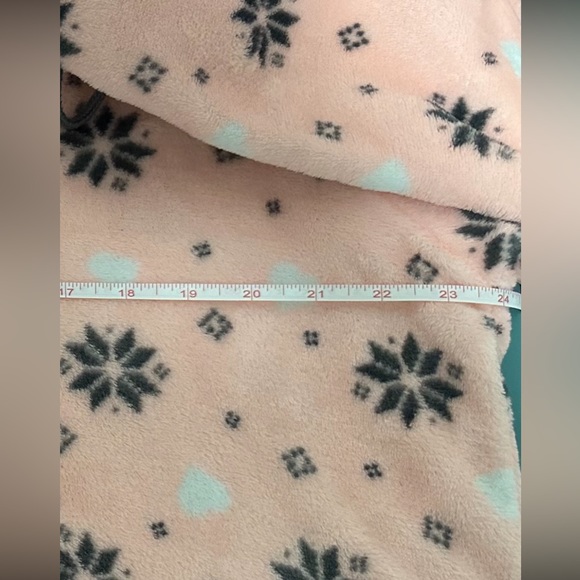 Women’s Joe Boxer Hooded Nightgown - Picture 8 of 10